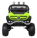 Pojazd Mercedes BENZ UNIMOG Zielony